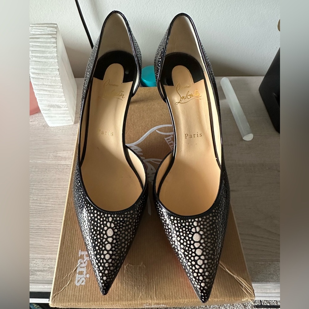 CHRISTIAN LOUBOUTIN GALUPUMP PATENT 38.5